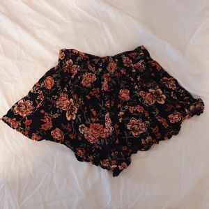 American Eagle floral shorts